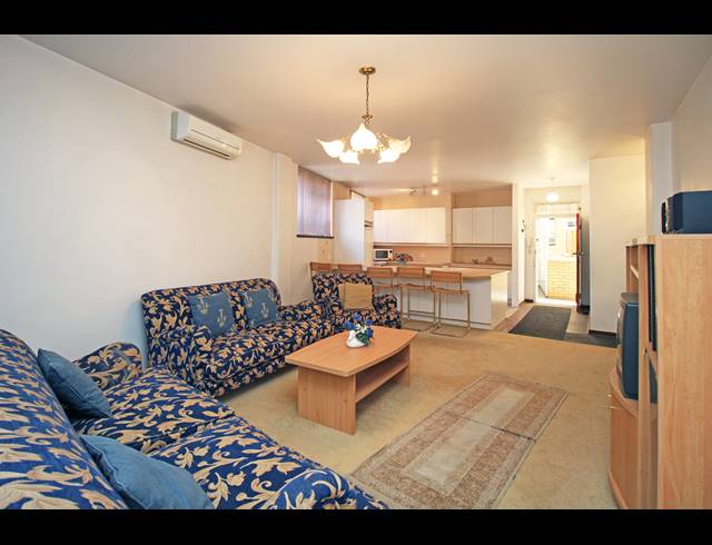 1 BEDROOM APARTMENT FOR SALE IN HOUGHTON ESTATE